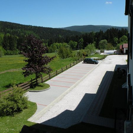 Hotel Lesni Dum Janske Lazne Exteriör bild